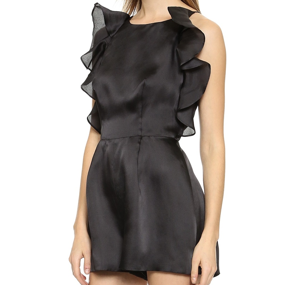 Black Keepsake "Falling for You" Romper!